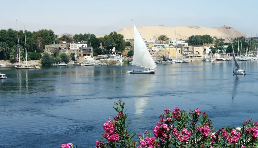  Aswan Nile Felucca